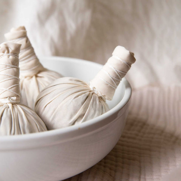 Ayurvedic Herbal Compress