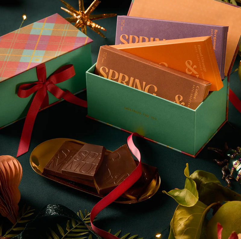 Holiday Collection Date Sweetened Chocolate