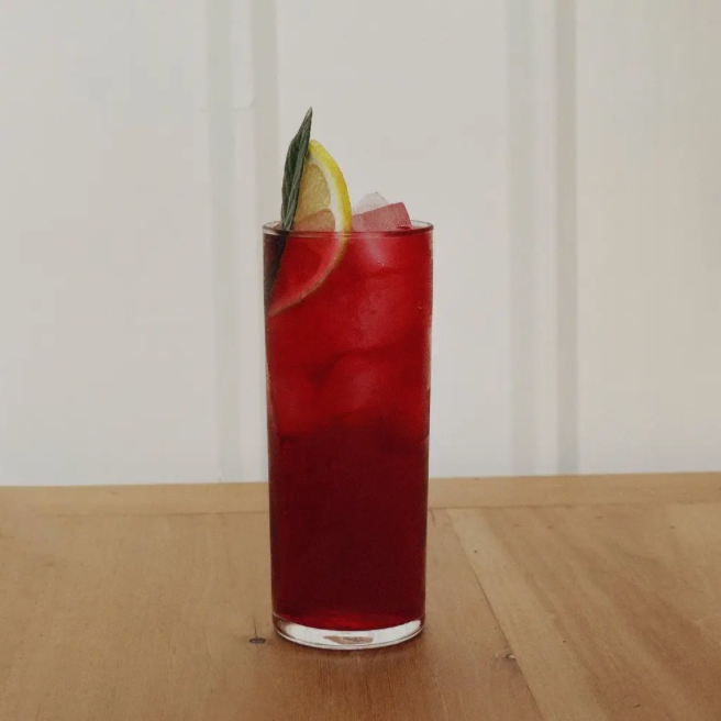 N. A. Blackcurrant Aperitif